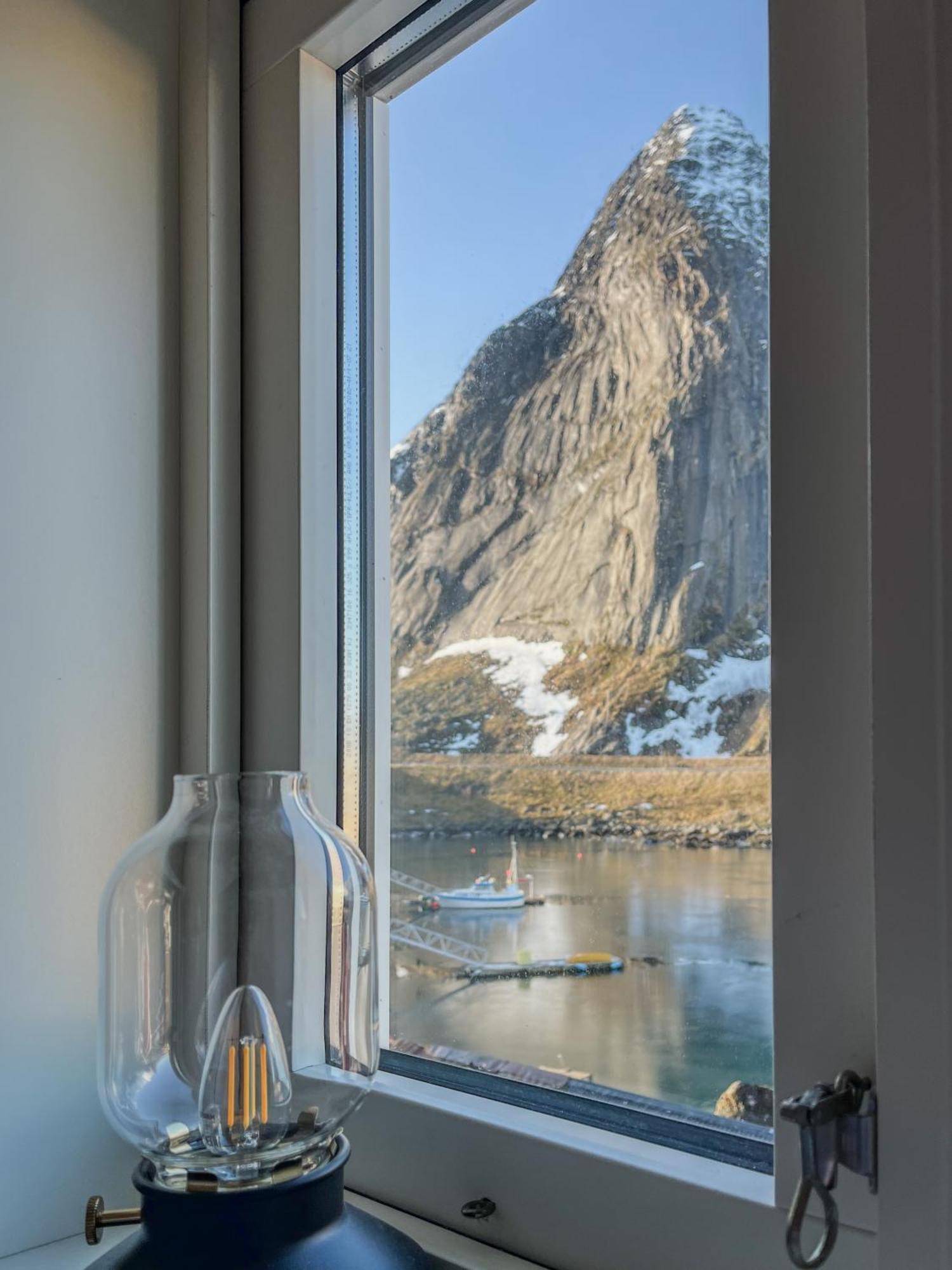 Husly Reine - Your Home With Reinebringen View Luaran gambar