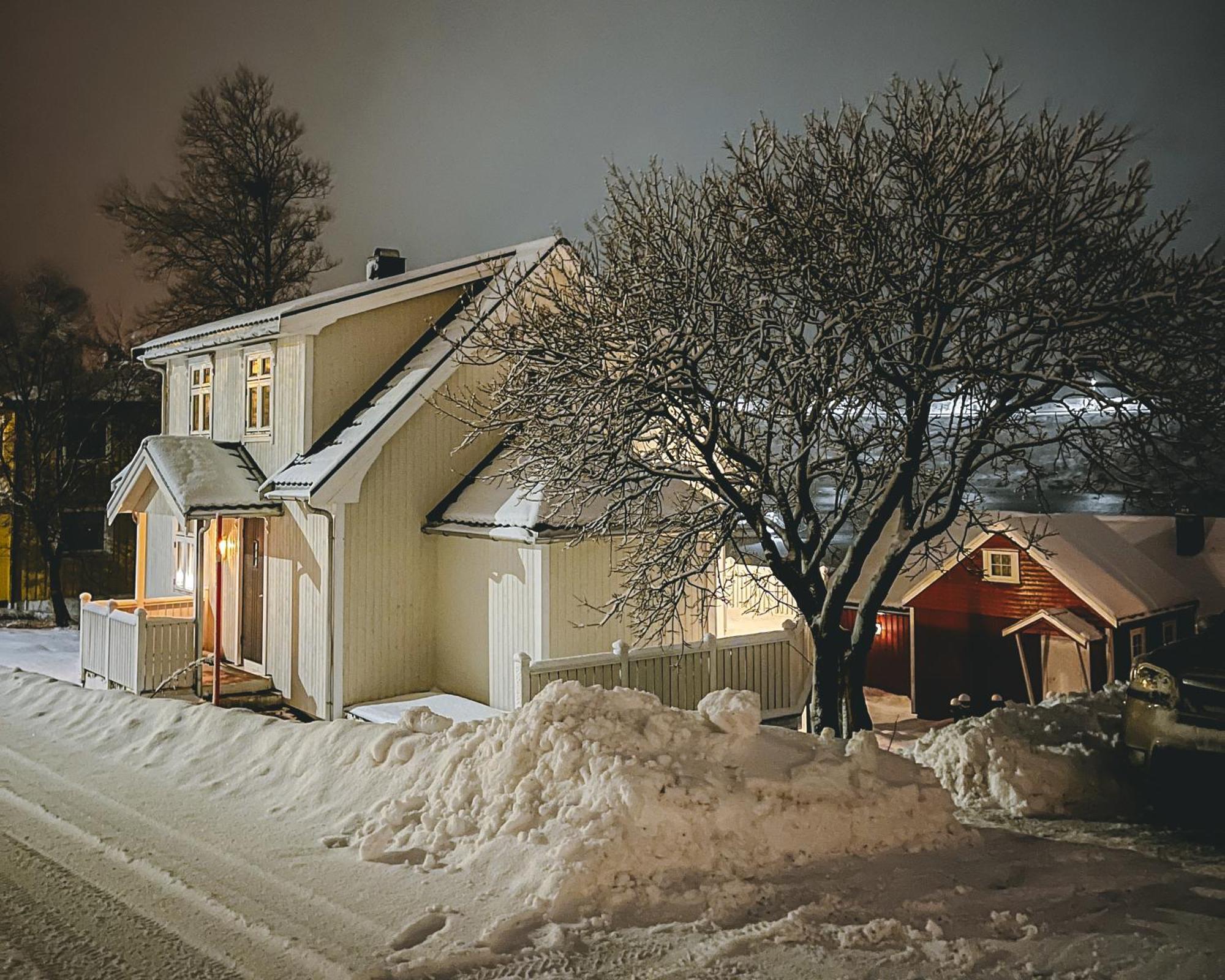 Husly Reine - Your Home With Reinebringen View Luaran gambar