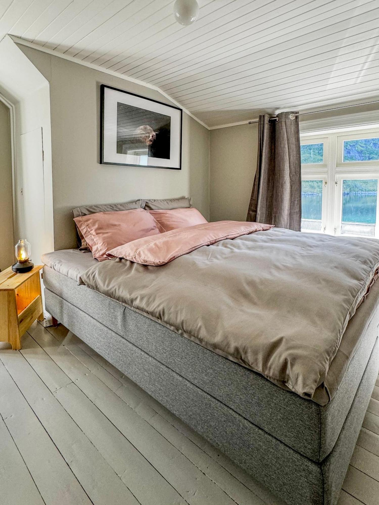 Husly Reine - Your Home With Reinebringen View Luaran gambar