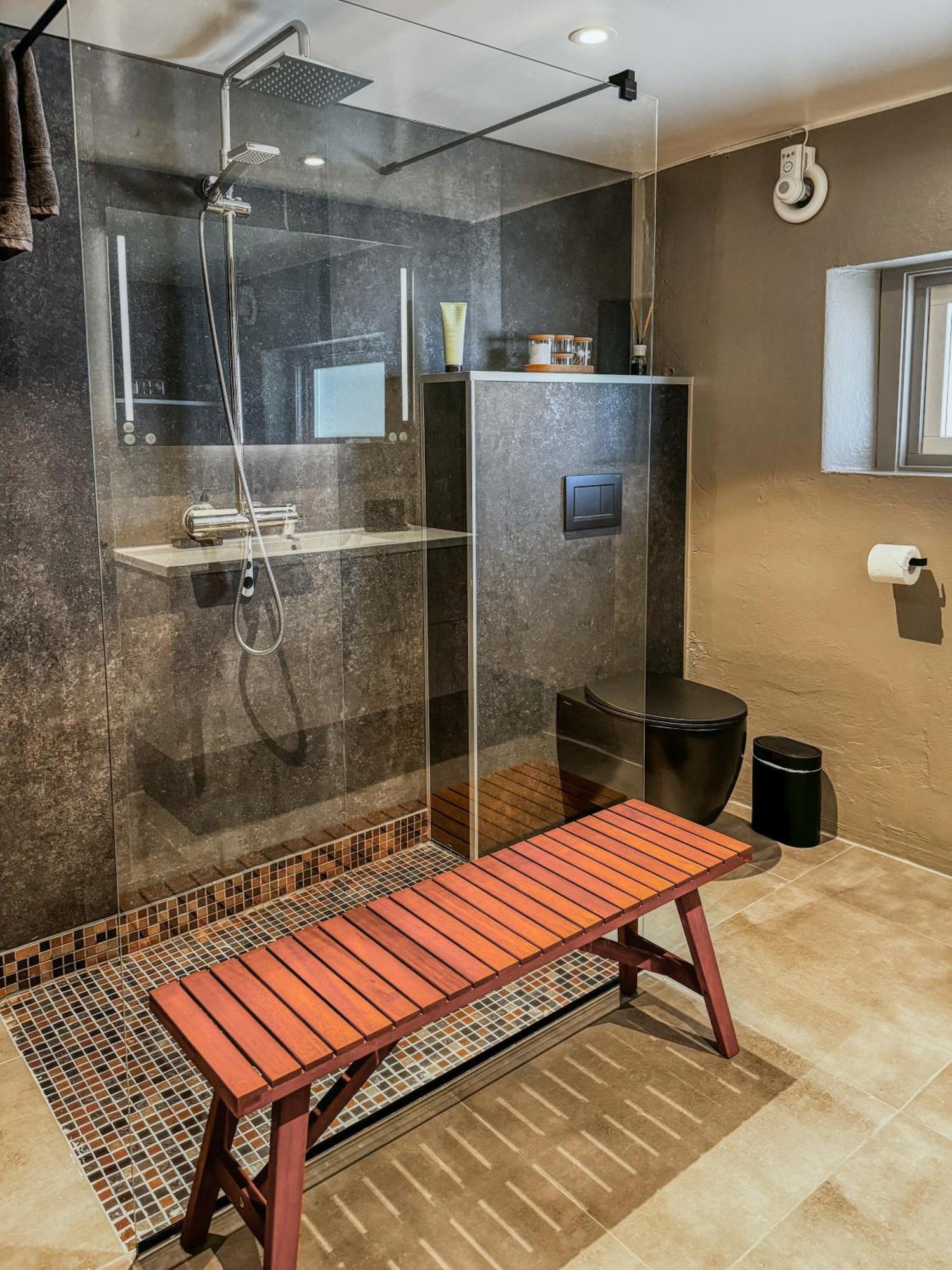 Husly Reine - Your Home With Reinebringen View Luaran gambar