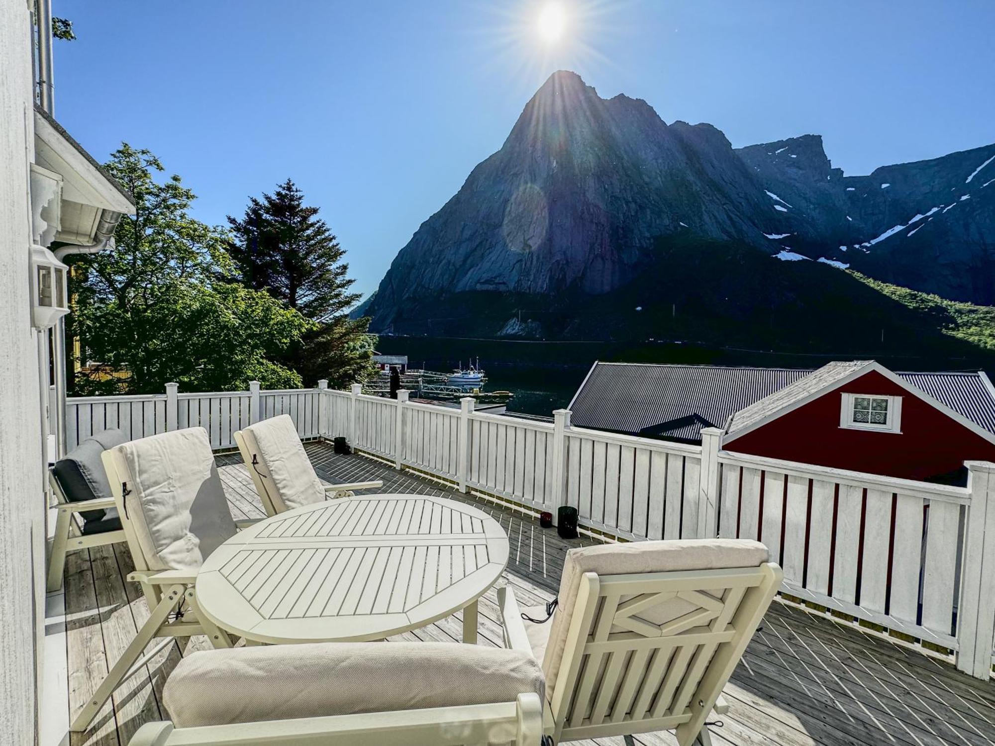 Husly Reine - Your Home With Reinebringen View Luaran gambar