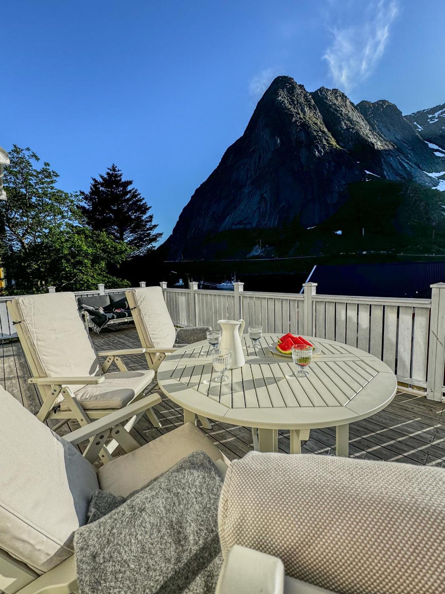 Husly Reine - Your Home With Reinebringen View Luaran gambar